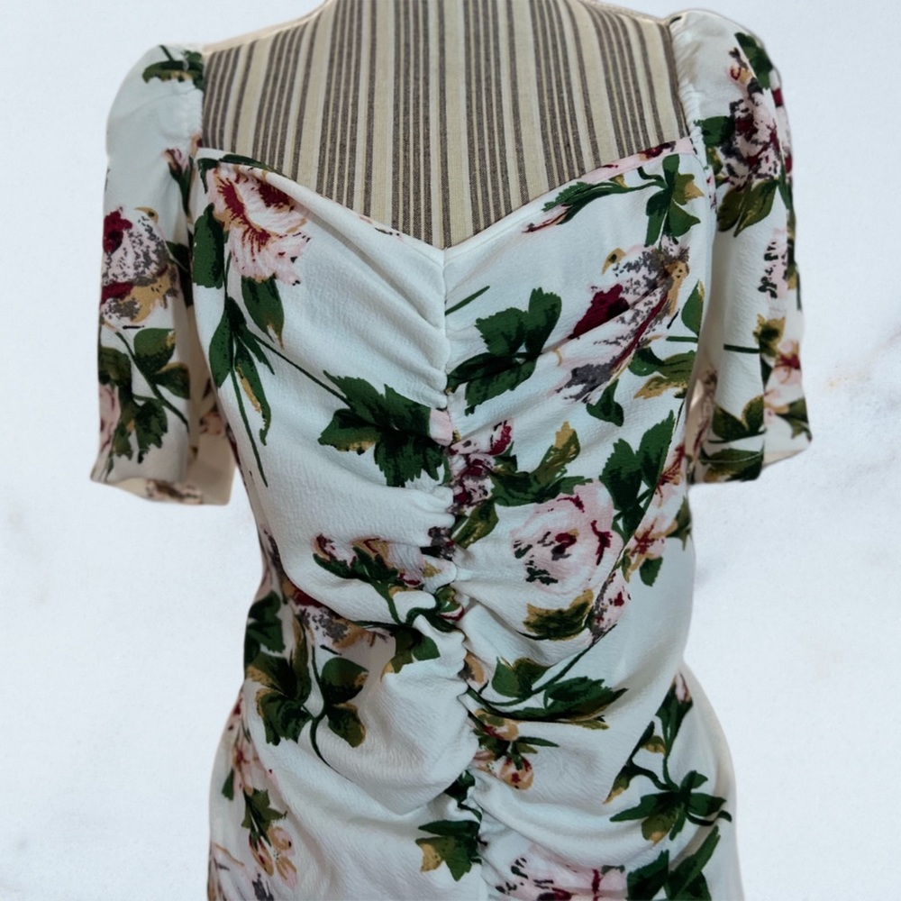 🆕 PLUS RUCHED FLORAL PRINT DRESS - Picture 5 of 5
